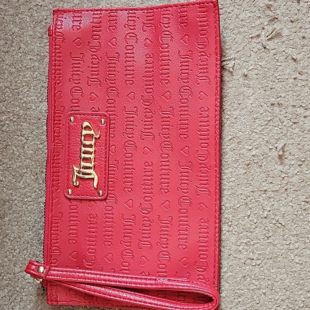 JUICY COUTURE wristlet